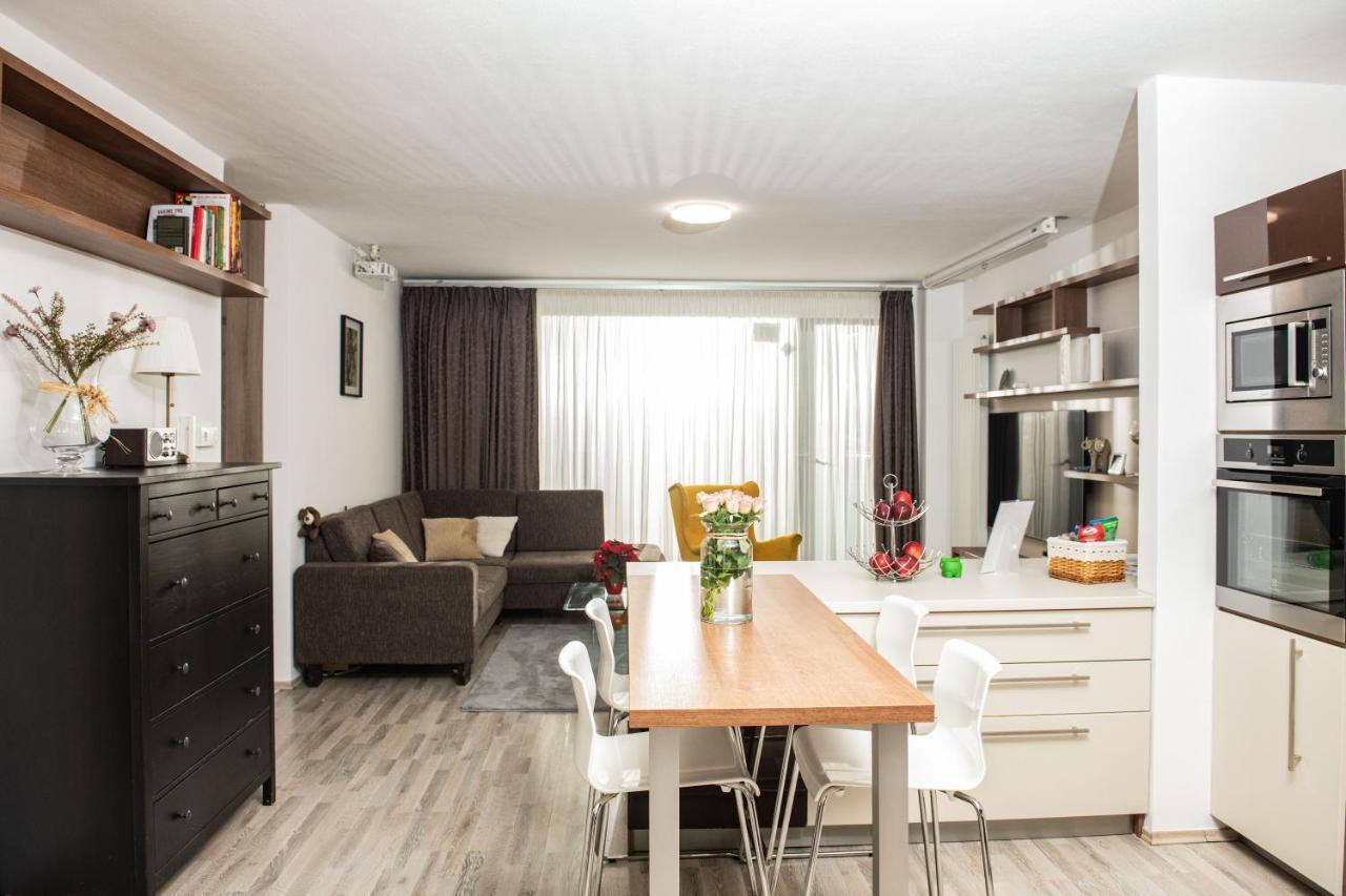 Forest Park Garden Apartment บราติสลาวา ภายนอก รูปภาพ