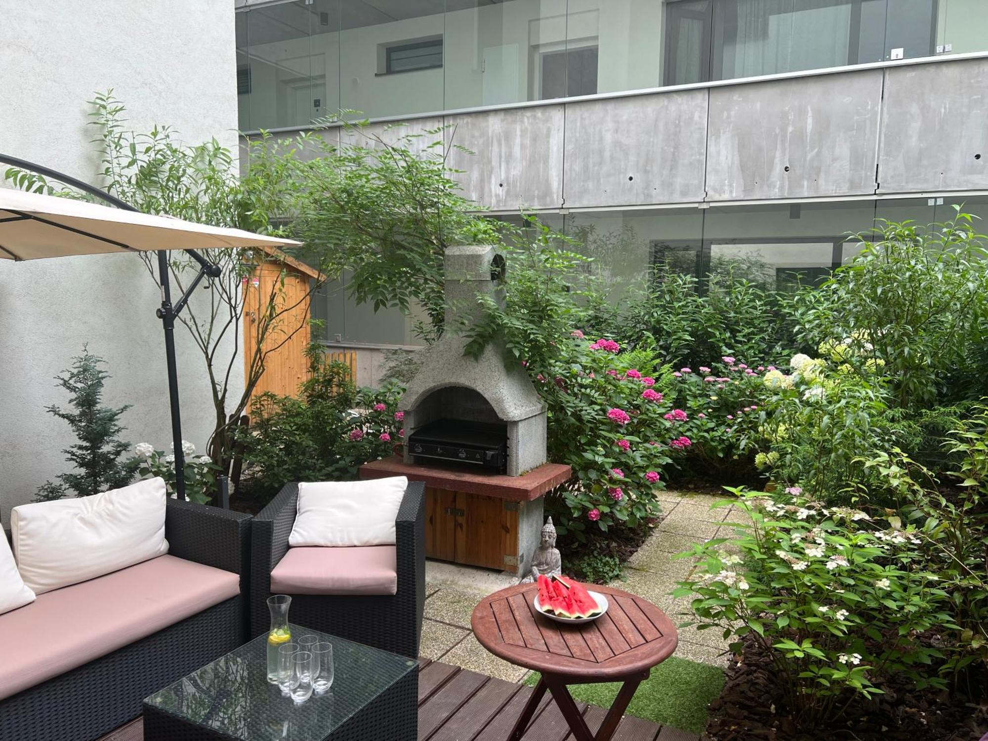 Forest Park Garden Apartment บราติสลาวา ภายนอก รูปภาพ